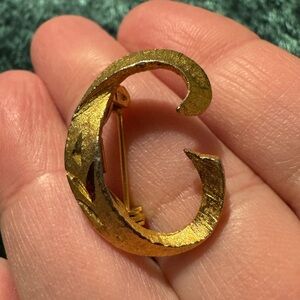 Mamselle Vintage Letter C Brooch
